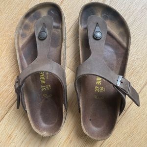 Brown Leather Gizeh Birkenstock Sandals Excellent condition